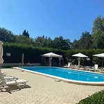 Apartmán 2-bedroom 300m To The Pomorie