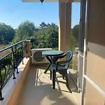 2-bedroom 300m To The * Pomorie