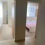 Apartmán 2-bedroom 300m To The