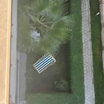 Apartmán 2-bedroom 300m To The