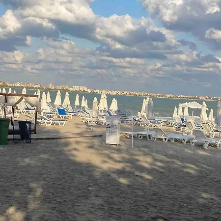 2-bedroom 300m To The * Pomorie