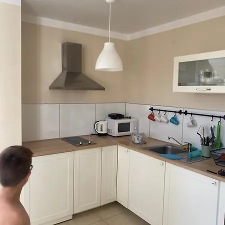 2-bedroom 300m To The Apartamento Pomorie