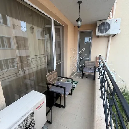 Apartment 2-bedroom 300m To The