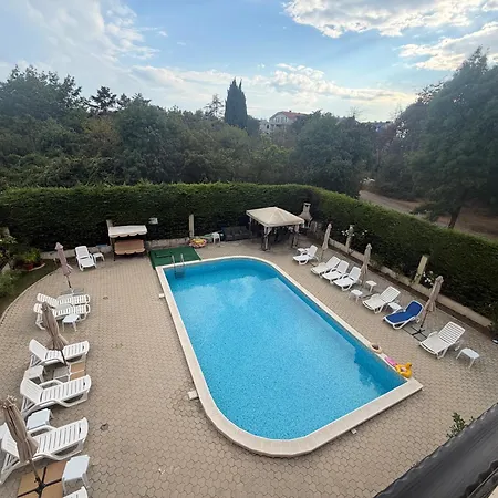 2-bedroom 300m To The
