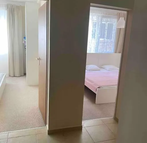 Апартамент 2-bedroom 300m To The